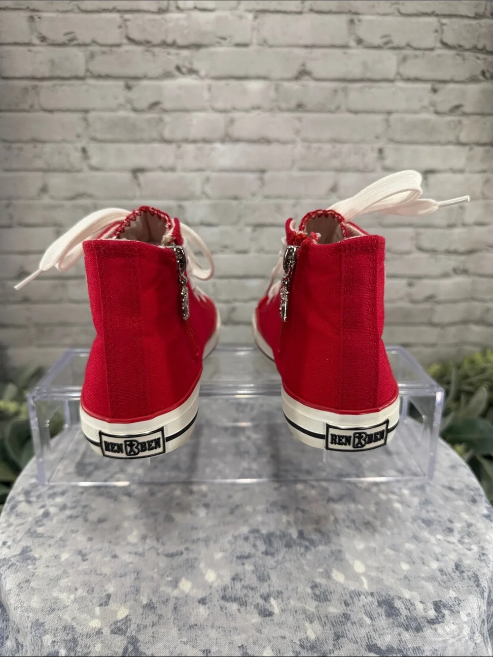 REN BEN - Red Canvas Classic Mid-High Fashion Sneakers - Boys 13M ❤️ EUC